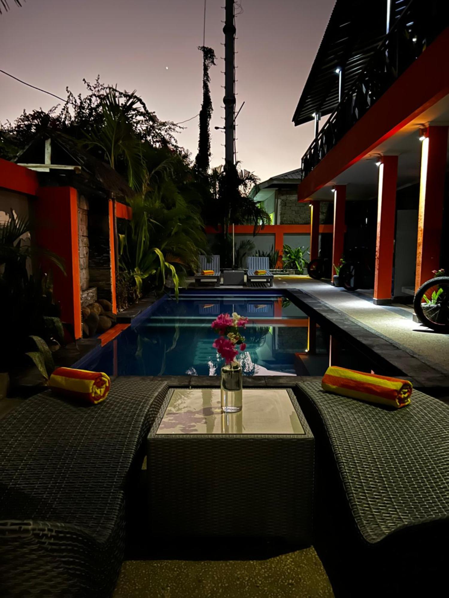 Tropica Gili Total Body Fit - Free Access Gym And Coworking Space Gili Trawangan Dış mekan fotoğraf