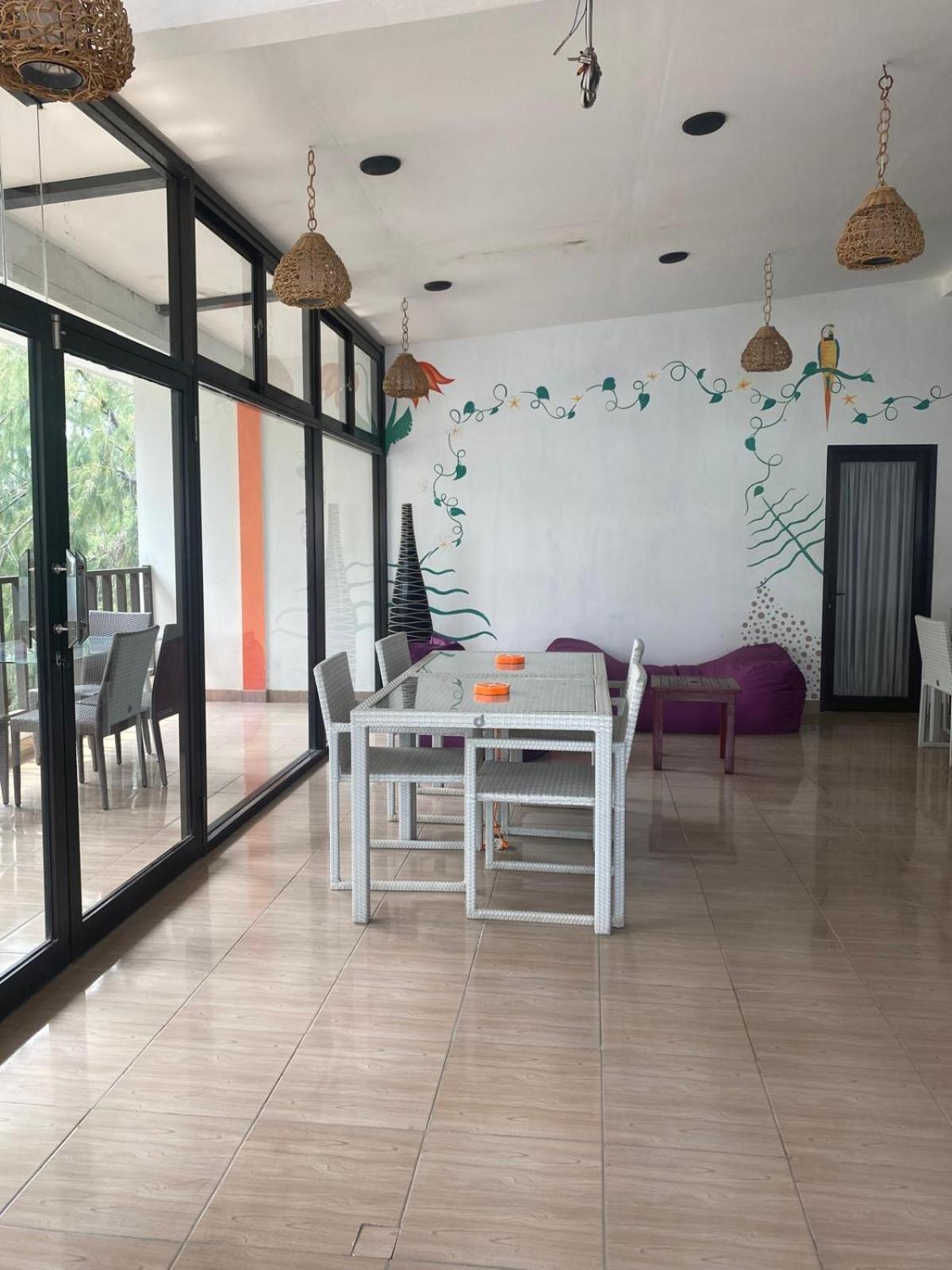 Tropica Gili Total Body Fit - Free Access Gym And Coworking Space Gili Trawangan Dış mekan fotoğraf
