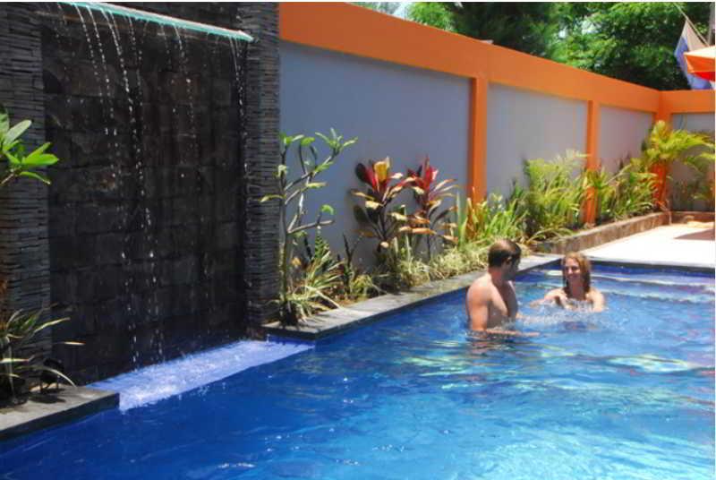 Tropica Gili Total Body Fit - Free Access Gym And Coworking Space Gili Trawangan Dış mekan fotoğraf