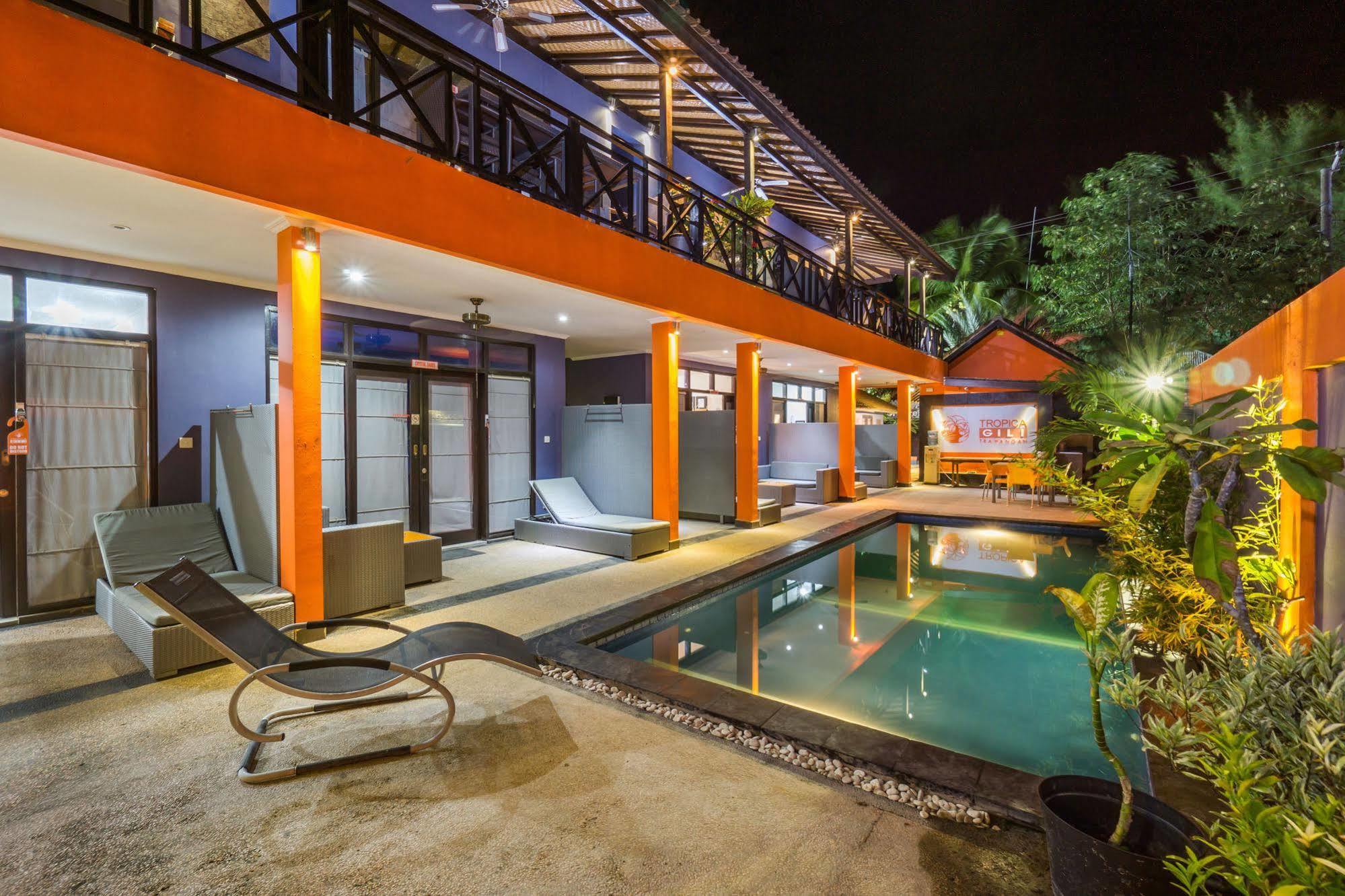 Tropica Gili Total Body Fit - Free Access Gym And Coworking Space Gili Trawangan Dış mekan fotoğraf