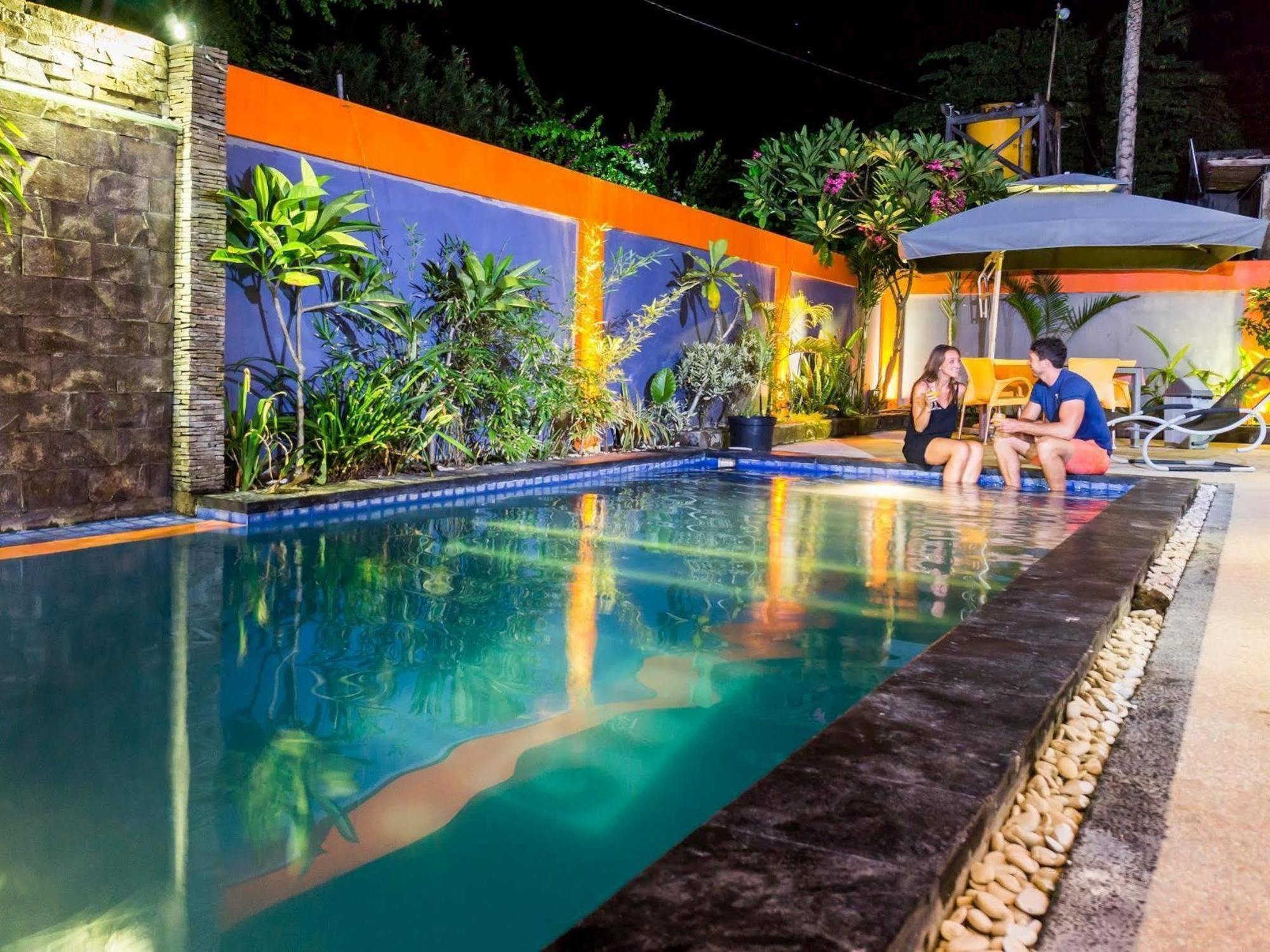 Tropica Gili Total Body Fit - Free Access Gym And Coworking Space Gili Trawangan Dış mekan fotoğraf